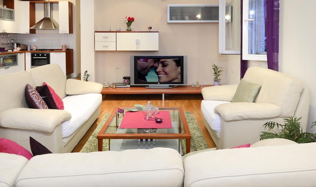 Urban Apartment Μακάρσκα Δωμάτιο φωτογραφία